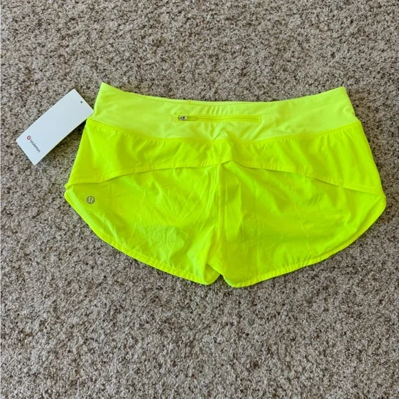 Lululemon Neon Yellow Speed Up LR Shorts 2.5” Lined - Size 8 - NWT! - Picture 3 of 4